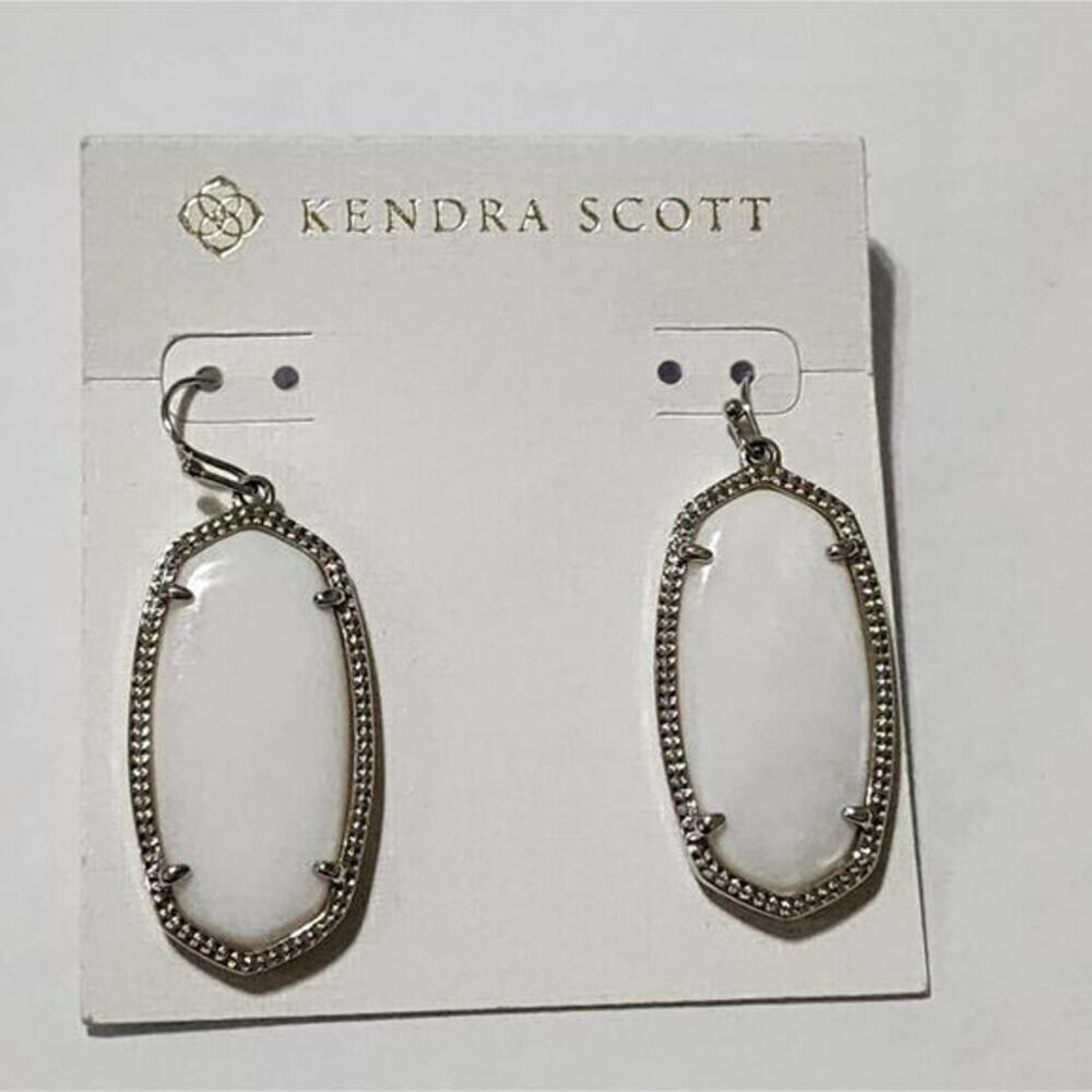 Kendra Scott Elle Drop Earrings Silver White Stone Oval Dangle Statement